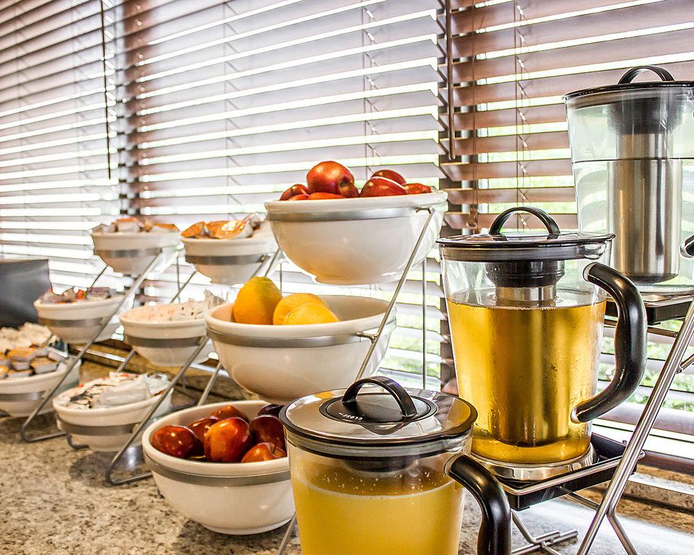 Holiday Inn - Cheshire - Southington By Ihg Dış mekan fotoğraf