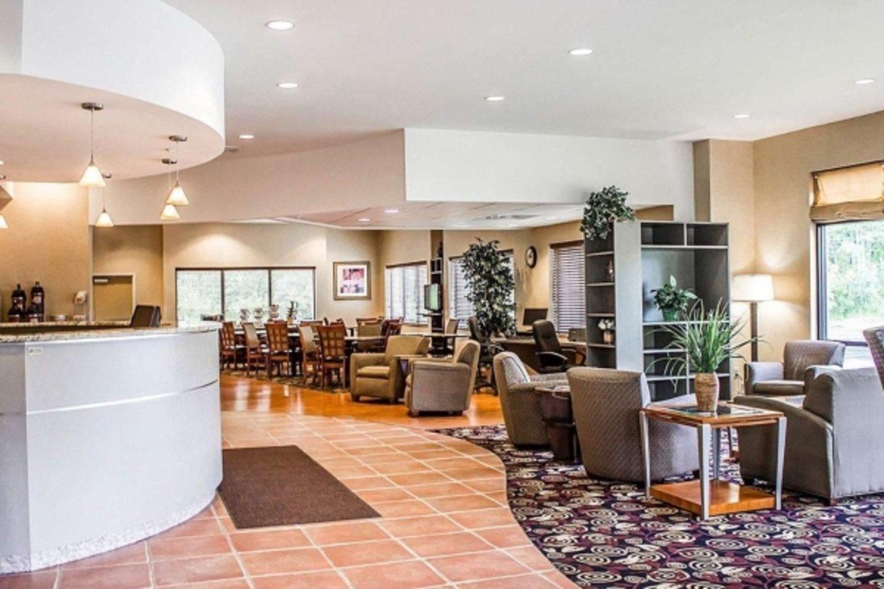 Holiday Inn - Cheshire - Southington By Ihg Dış mekan fotoğraf